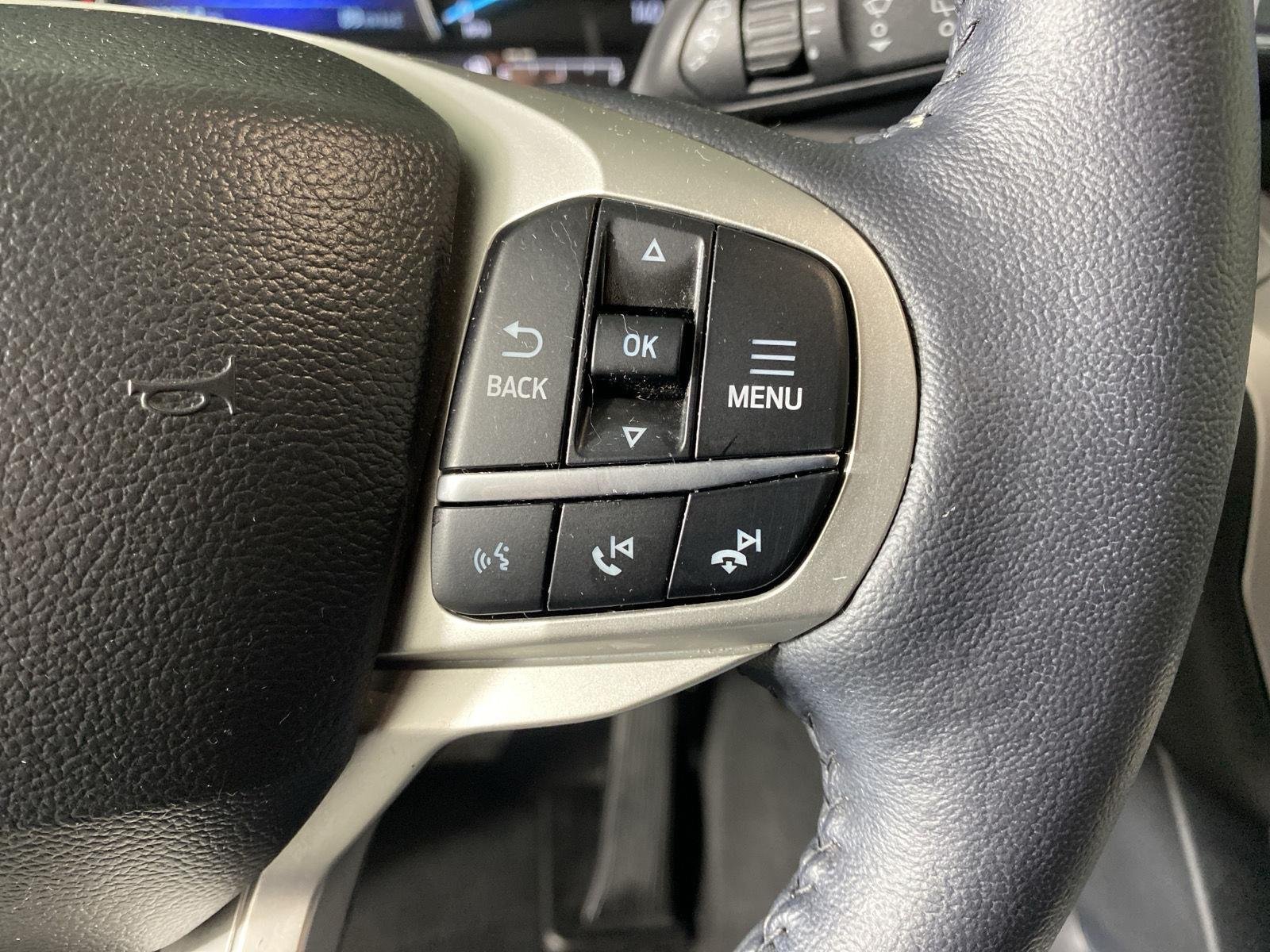 Used 2023 Black Metallic Ford XLT image 23