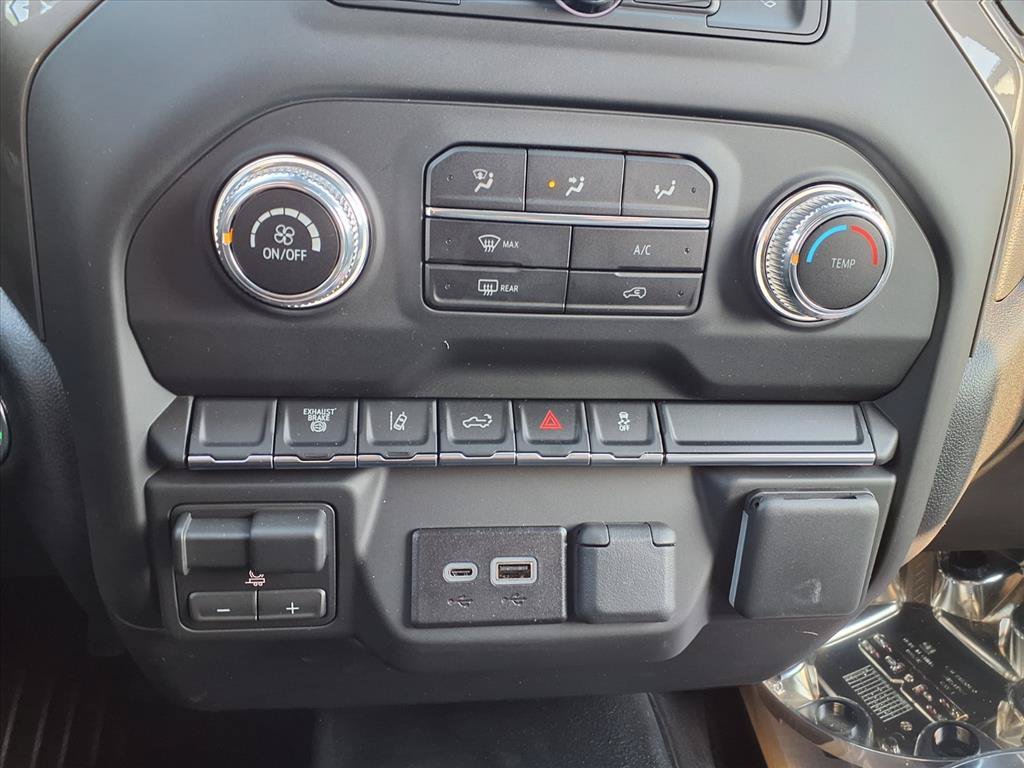 2026 GMC Sierra 3500HD Pro - Photo 6