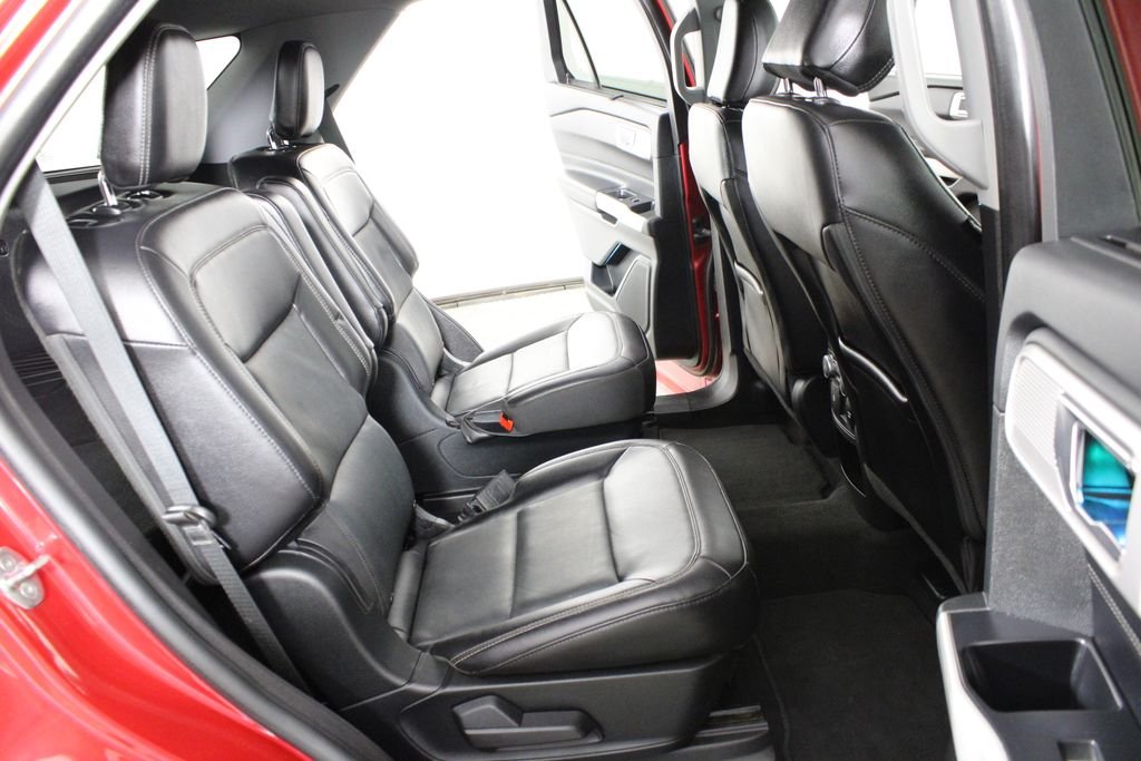 Used 2021 Red Ford Limited image 14