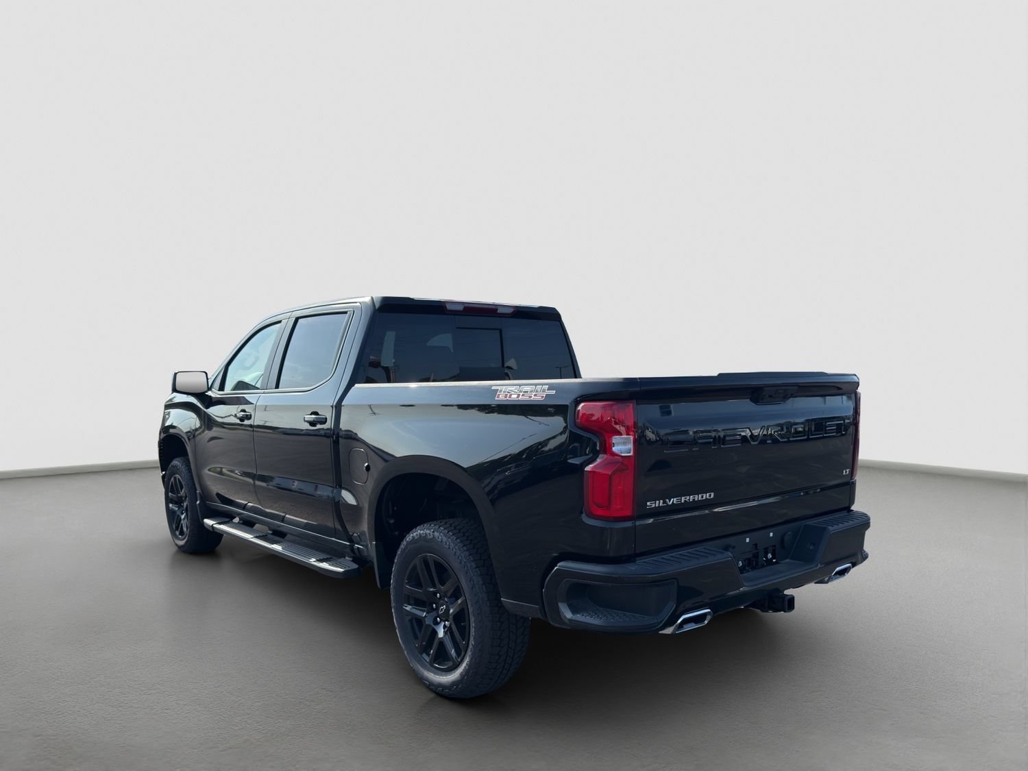 2026 Chevrolet Silverado 1500 LT Trail Boss - Photo 4