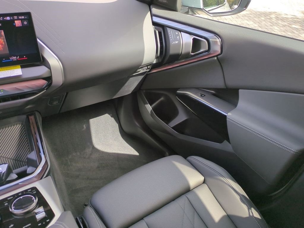 New 2026 Gray Metallic BMW 30 xDrive image 17