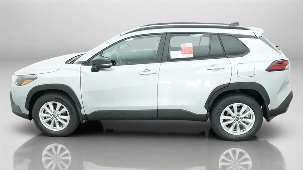 New 2026 Sonic Silver Toyota LE image 2