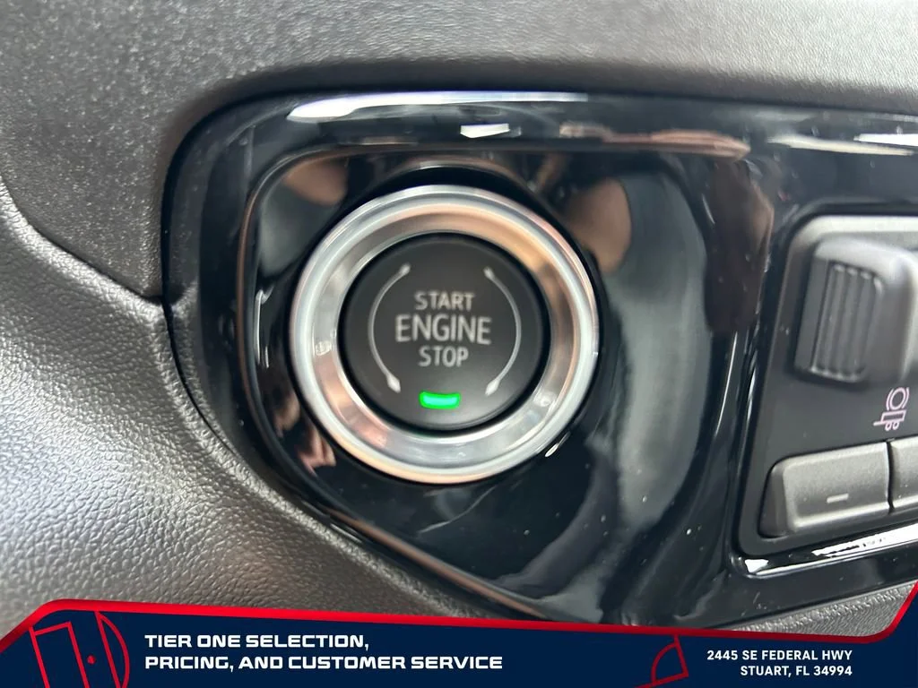 New 2026 Sterling Metallic GMC Elevation image 21