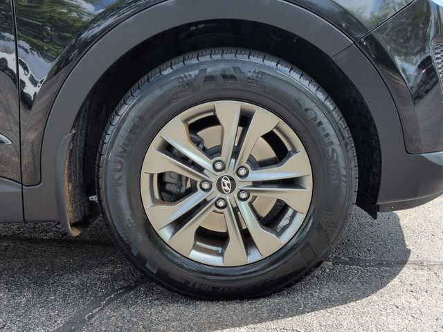 Used 2014 Black Hyundai Base image 9