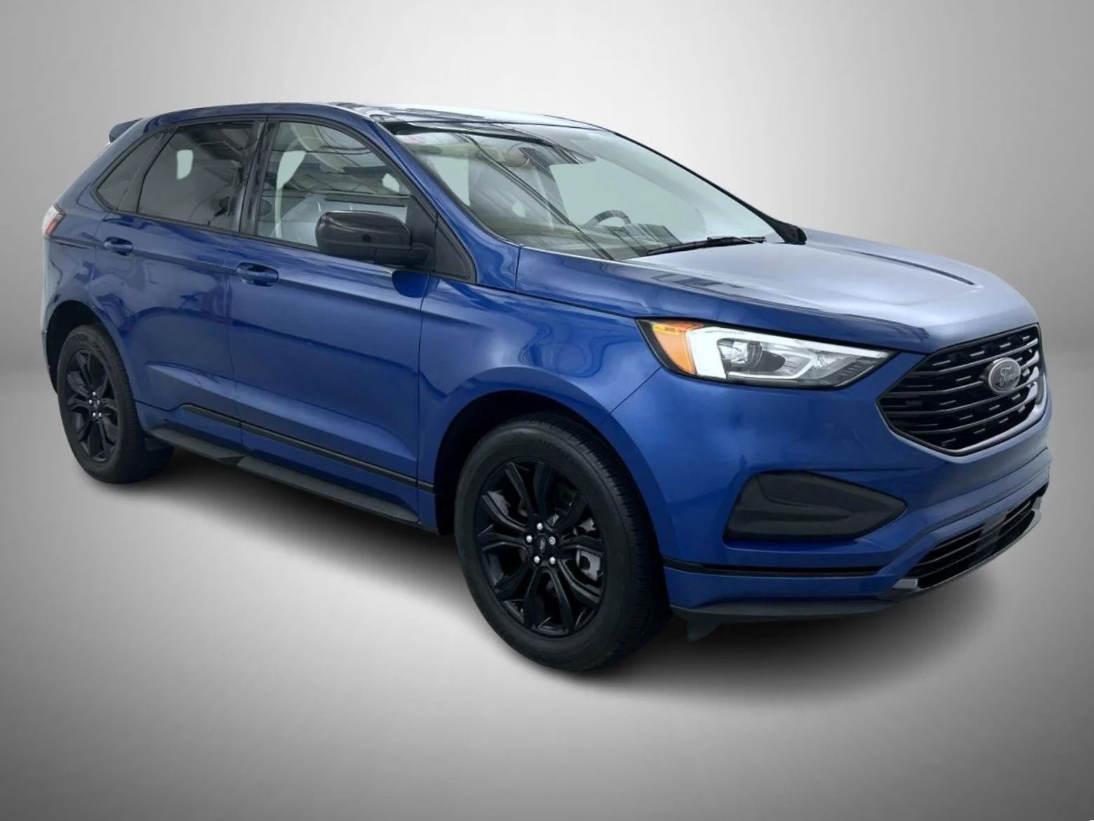 Used 2024 Blue Ford SE image 3