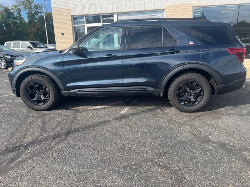 Used 2024 Blue Ford Timberline image 8