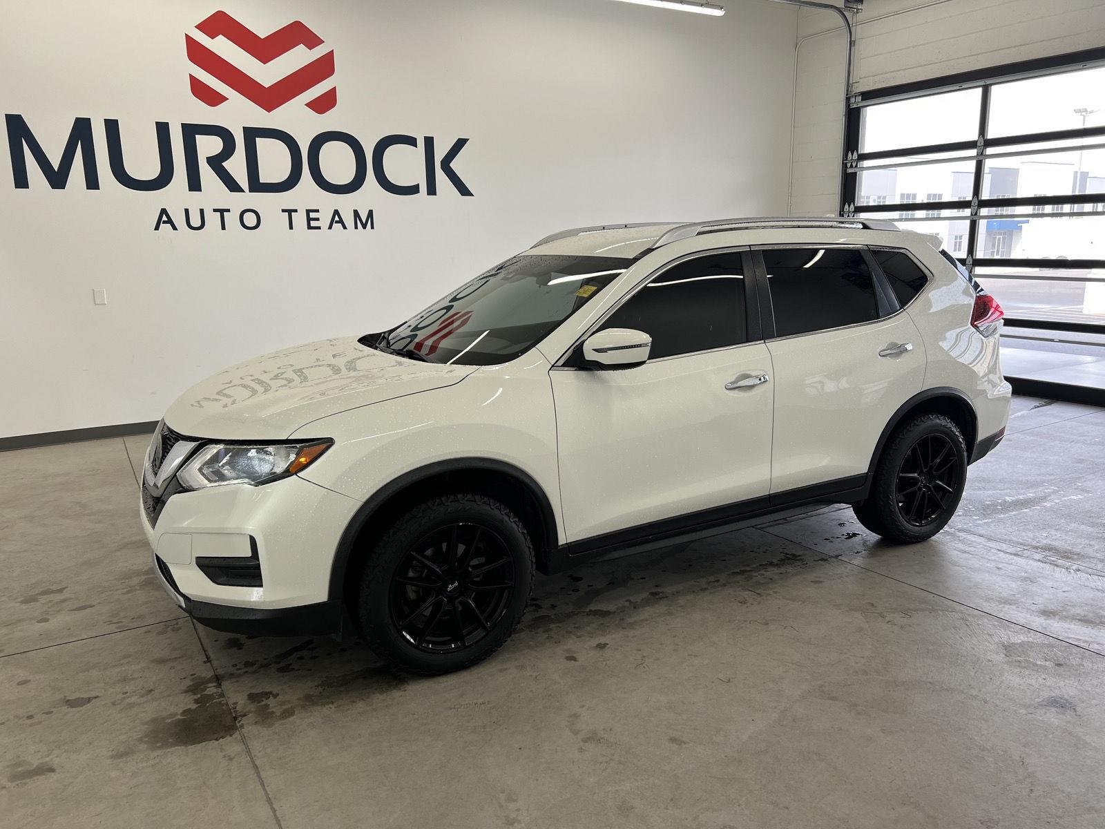 2020 Nissan Rogue SV - Photo 1