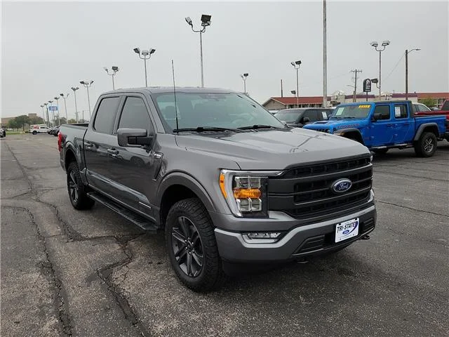 Used 2023 Carbonized Gray Metallic Ford Lariat 4x4 SuperCrew Cab 5.5 ft. box 145 in. WB image 5