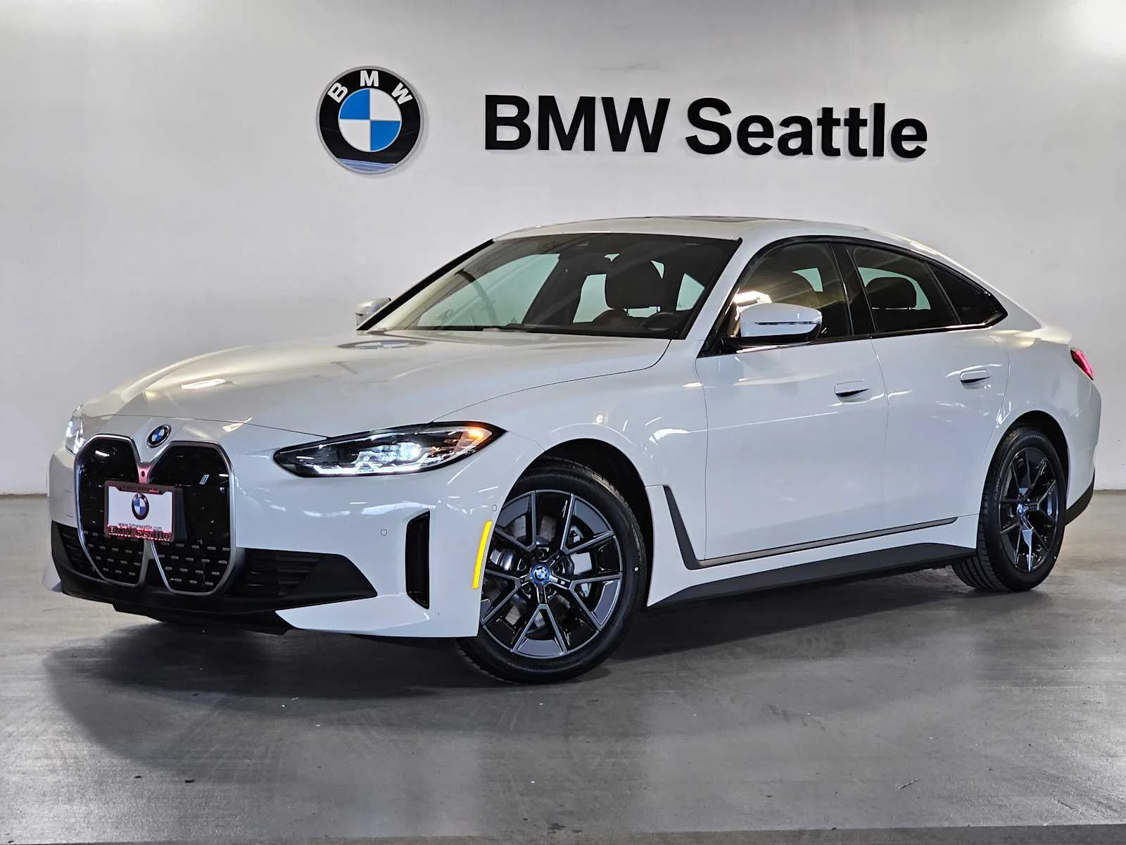 2023 BMW i4