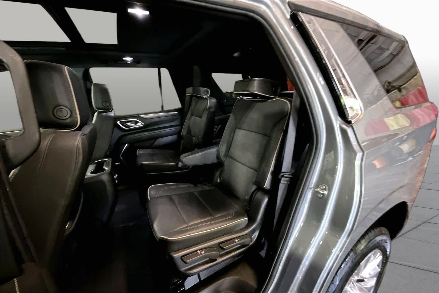 Used 2023 Sterling Gray Metallic Chevrolet Premier image 20