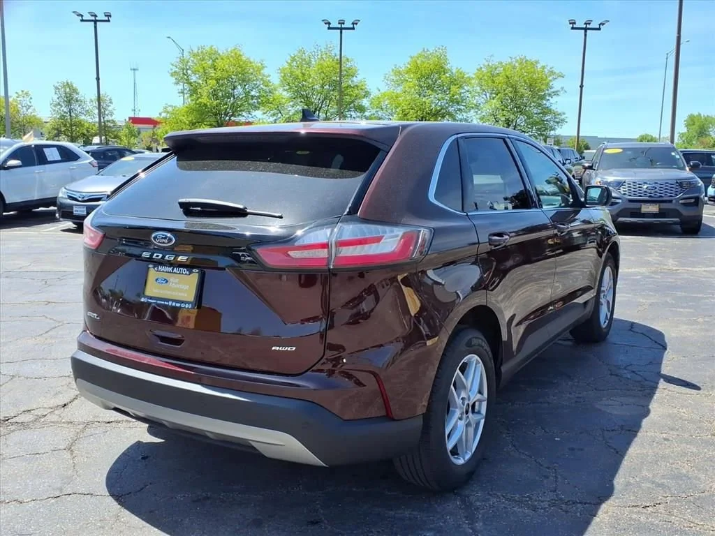 Certified Used 2024 Burgundy Ford SEL image 7