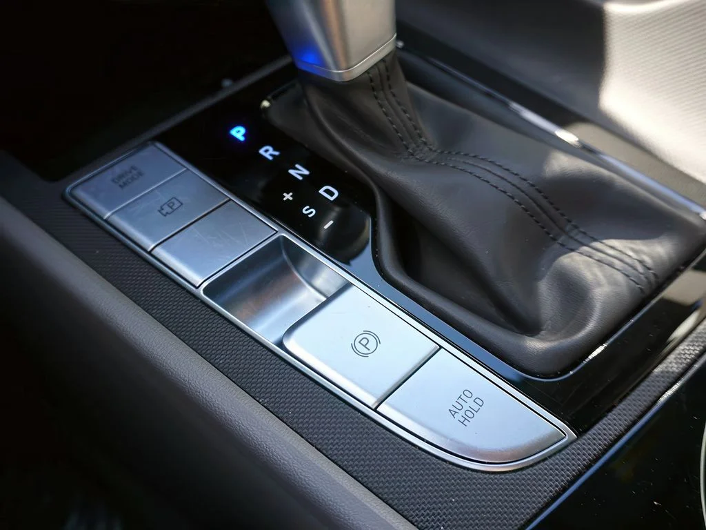 2025 Hyundai Elantra SEL - Photo 29