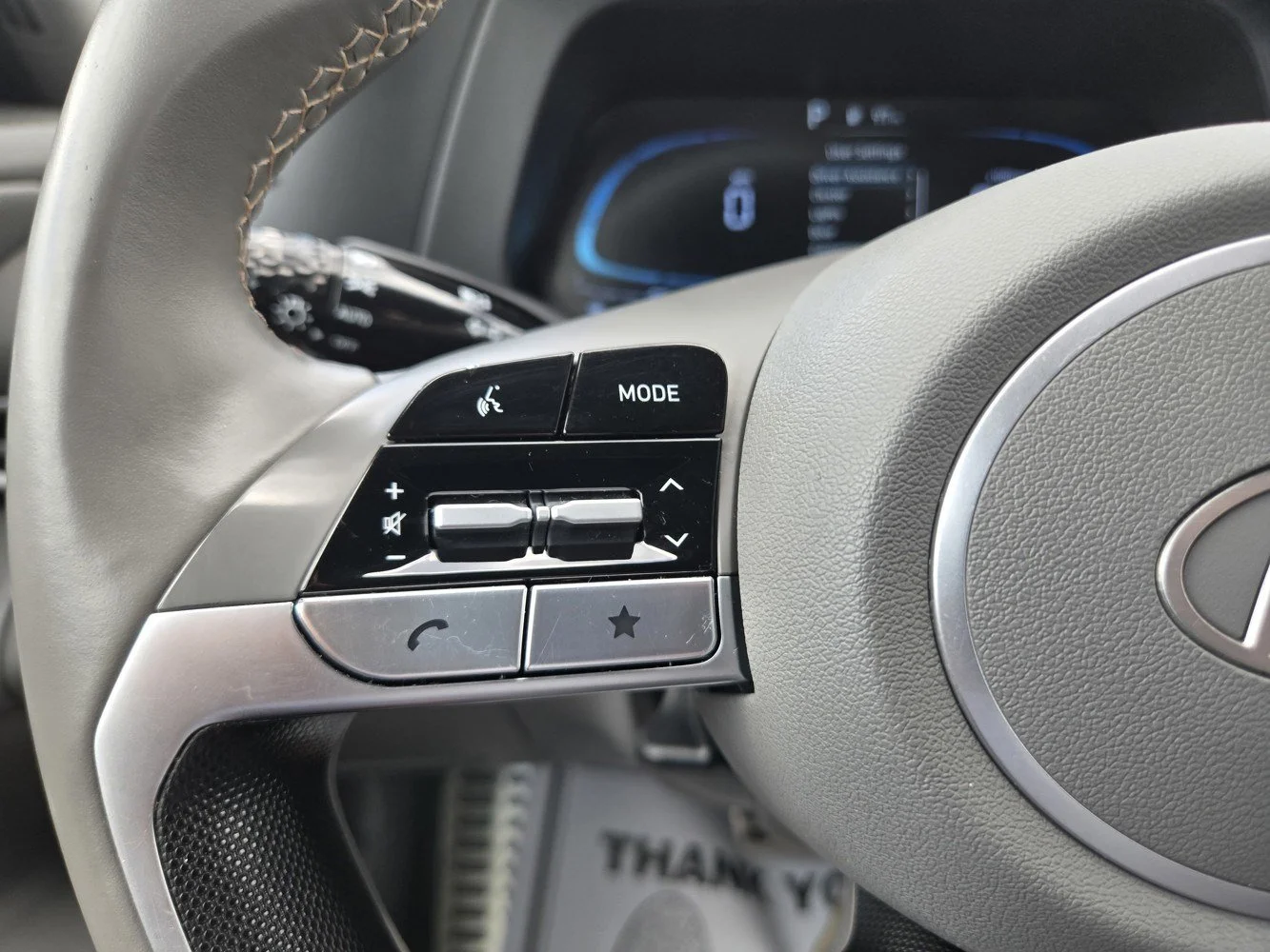 Used 2025 Serenity White Hyundai SEL Sport image 19
