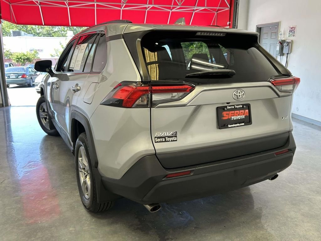 Used 2024 Silver Toyota XLE image 5