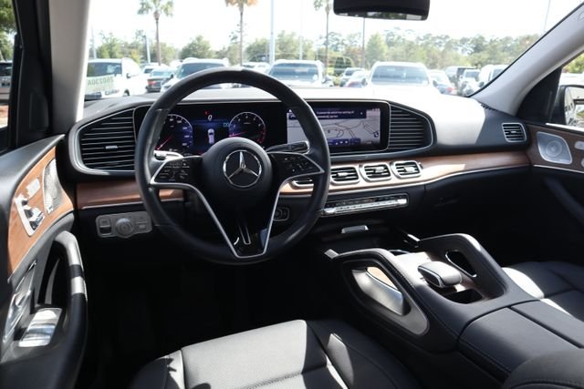 Certified Used 2025 Selenite Grey Metallic Mercedes-Benz GLE 350 image 29