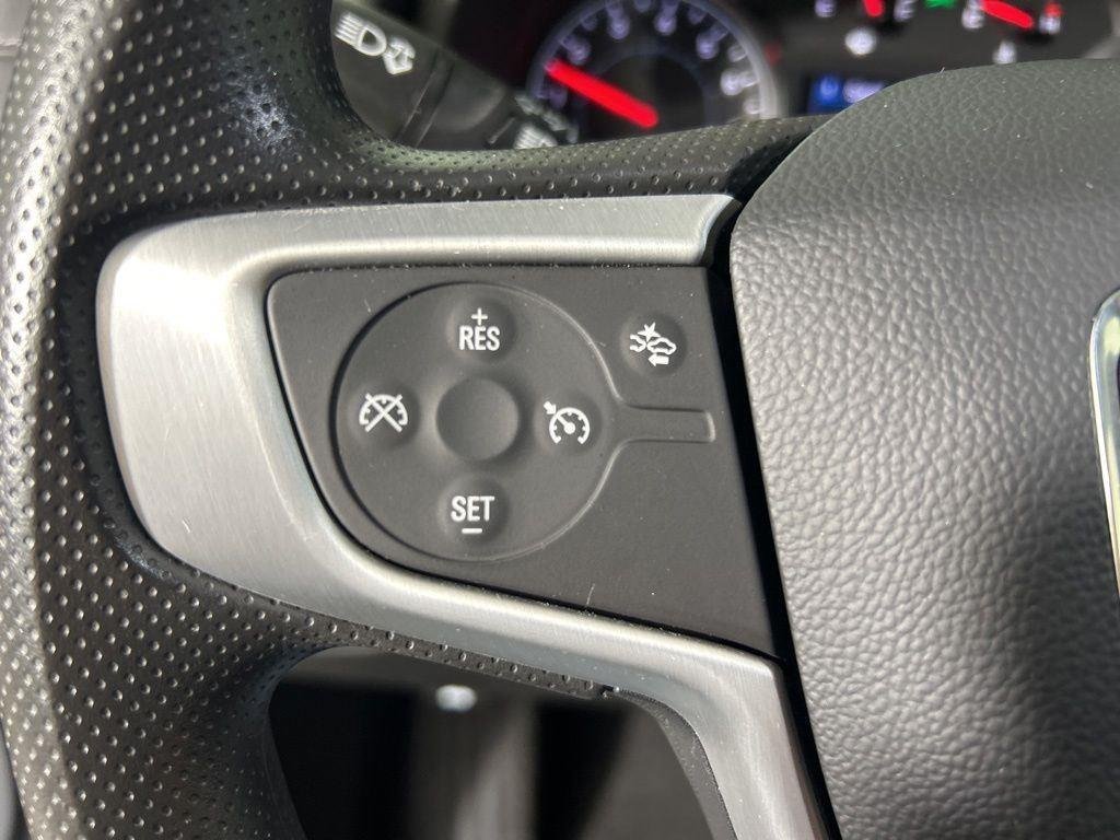 Used 2023 Summit White GMC SLE image 21