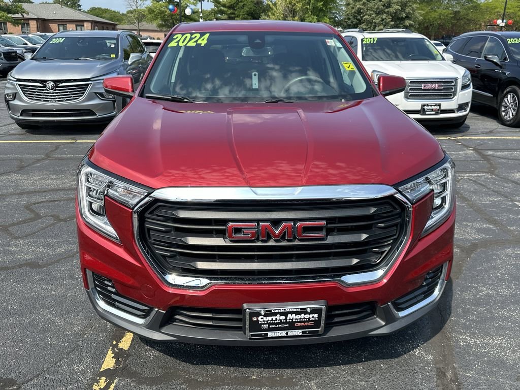 2024 GMC TERRAIN - Image 2