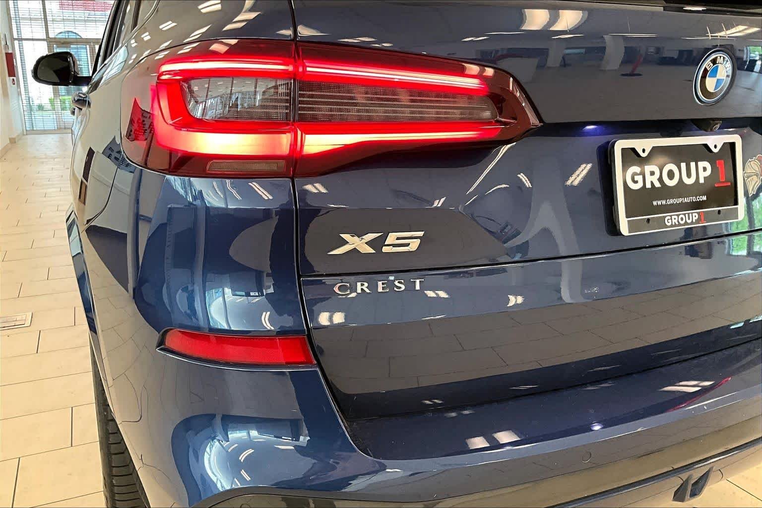 Used 2022 Phytonic Blue Metallic BMW xDrive45e image 29