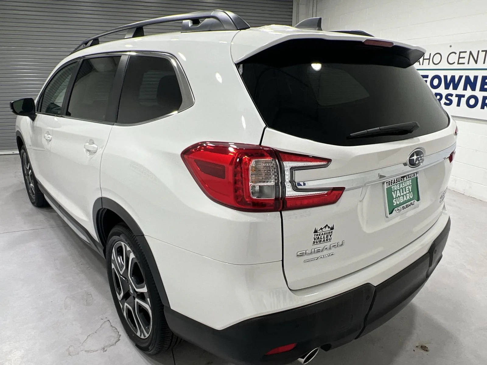 2026 Subaru Ascent Limited - Photo 6