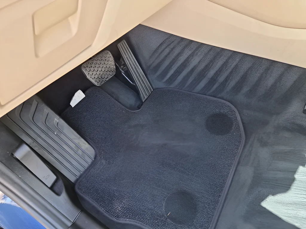 Used 2019 Blue BMW xDrive30i image 27