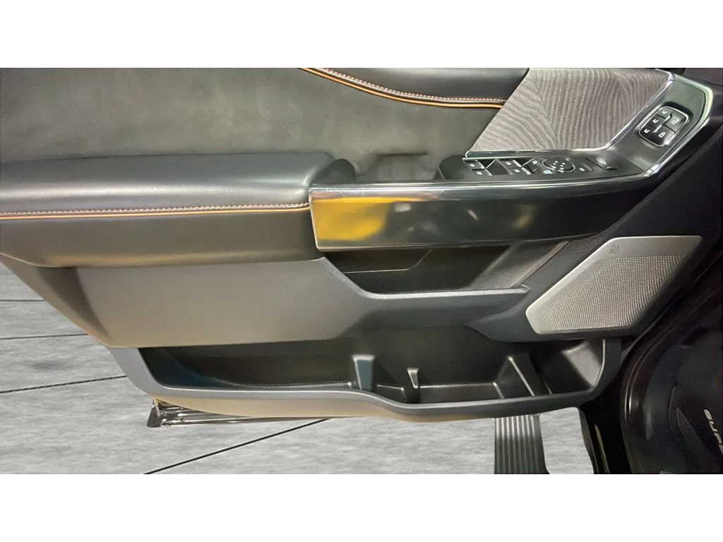 Used 2023 Agate Black Metallic Ford Platinum image 10