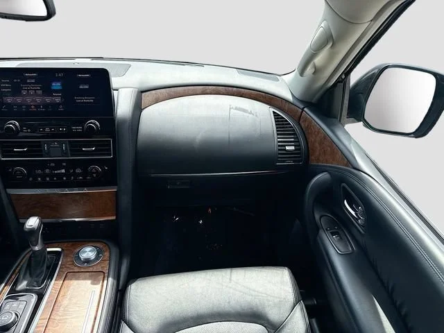 Used 2024 Super Black Nissan SL image 18