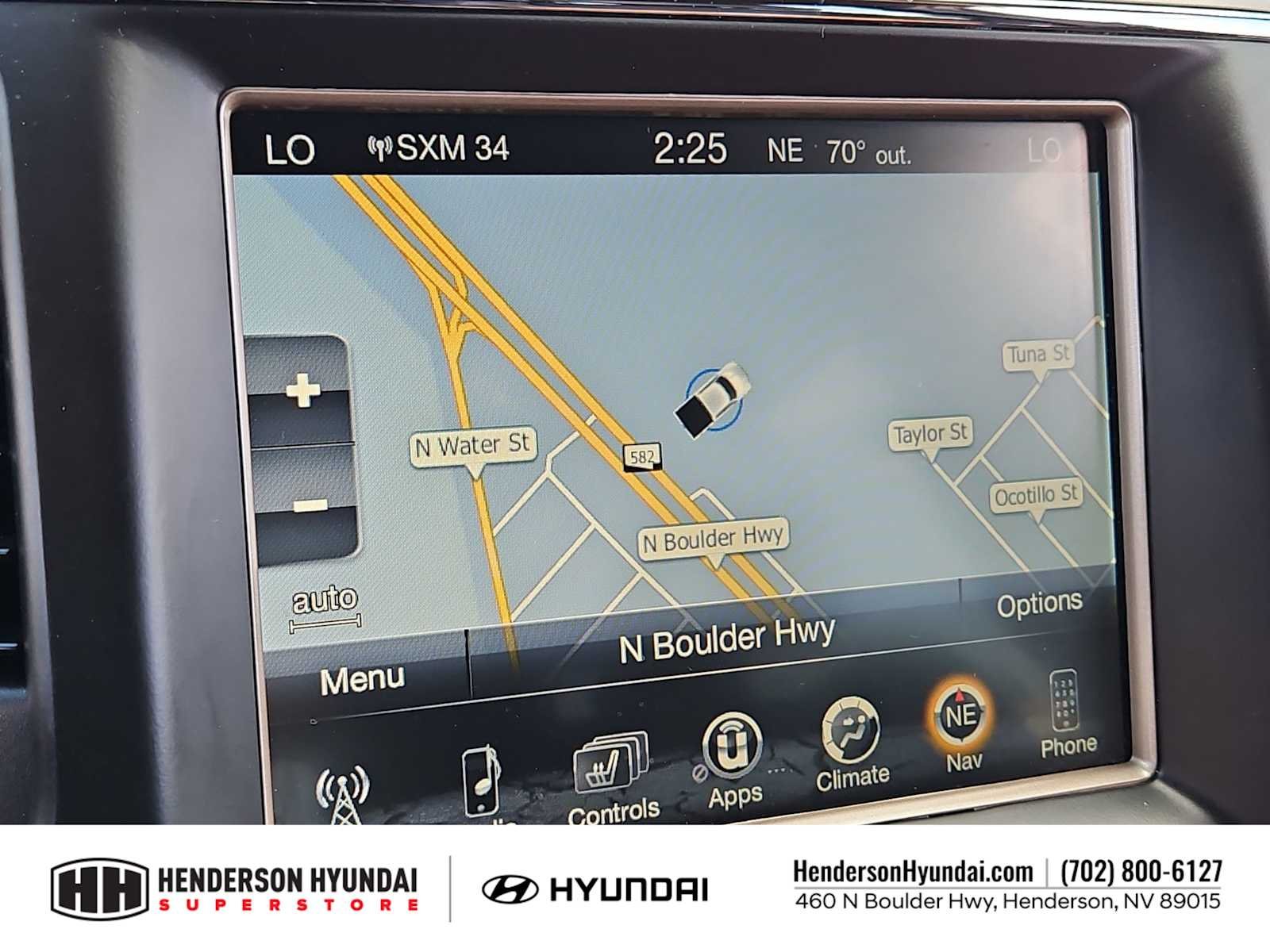 Used 2017 Ivory 3-Coat Jeep Overland image 28
