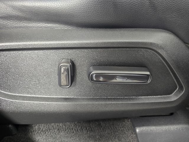 Used 2023 Lunar Silver Metallic Honda TrailSport image 5