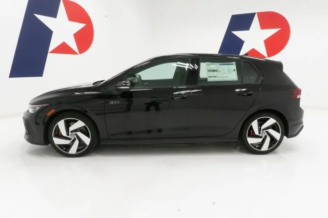 2026 Volkswagen Golf GTI S - Photo 10