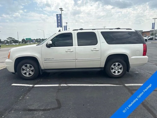 Used 2014 White Diamond Clearcoat GMC SLT 1500 image 3