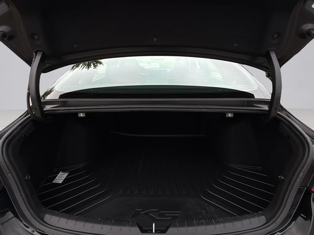 Used 2023 Ebony Black Kia GT-Line image 29