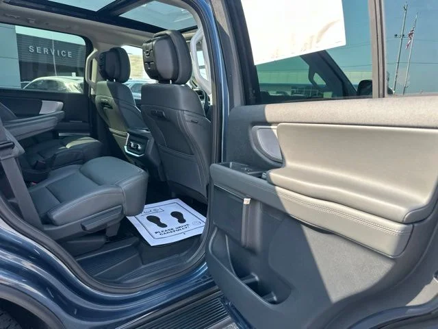 New 2027 Nocturnal Blue Metallic Ford Active image 17