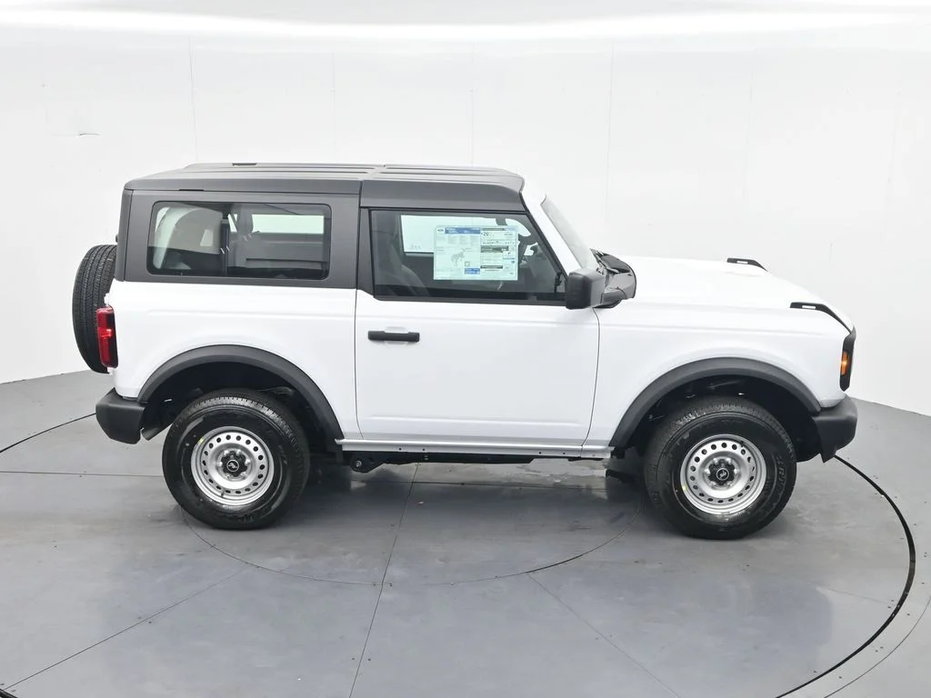 New 2026 Oxford White Ford Base image 24