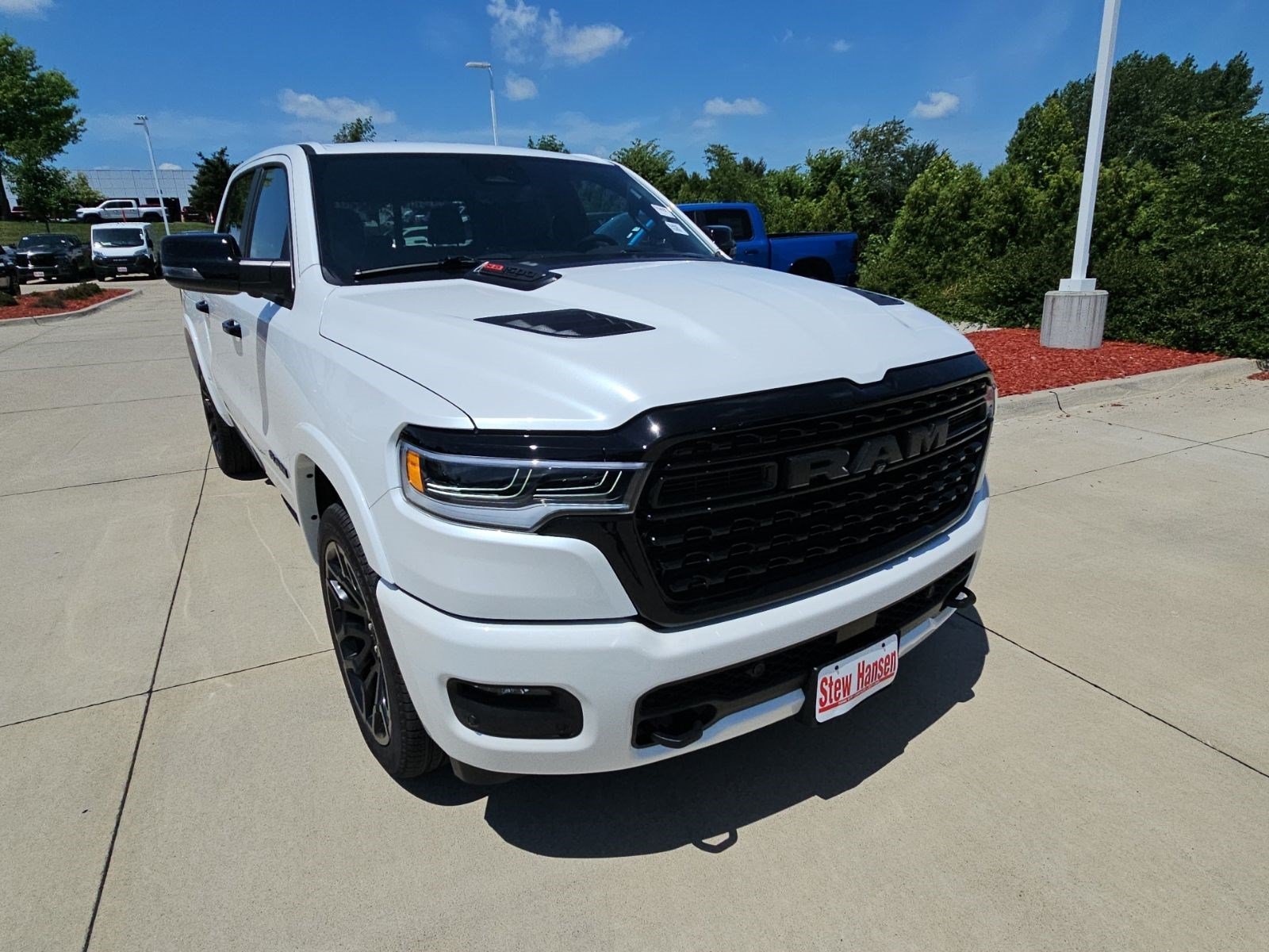 New 2026 Ivory White Tri-Coat Pearlcoat Ram Limited image 7