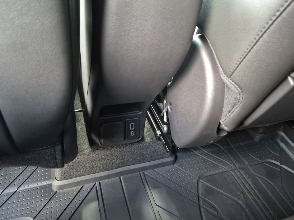 New 2026 Sterling Gray Metallic Chevrolet RS image 35