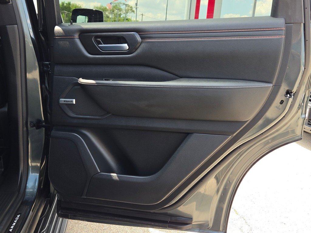 Used 2026 White Nissan PRO-4X image 11