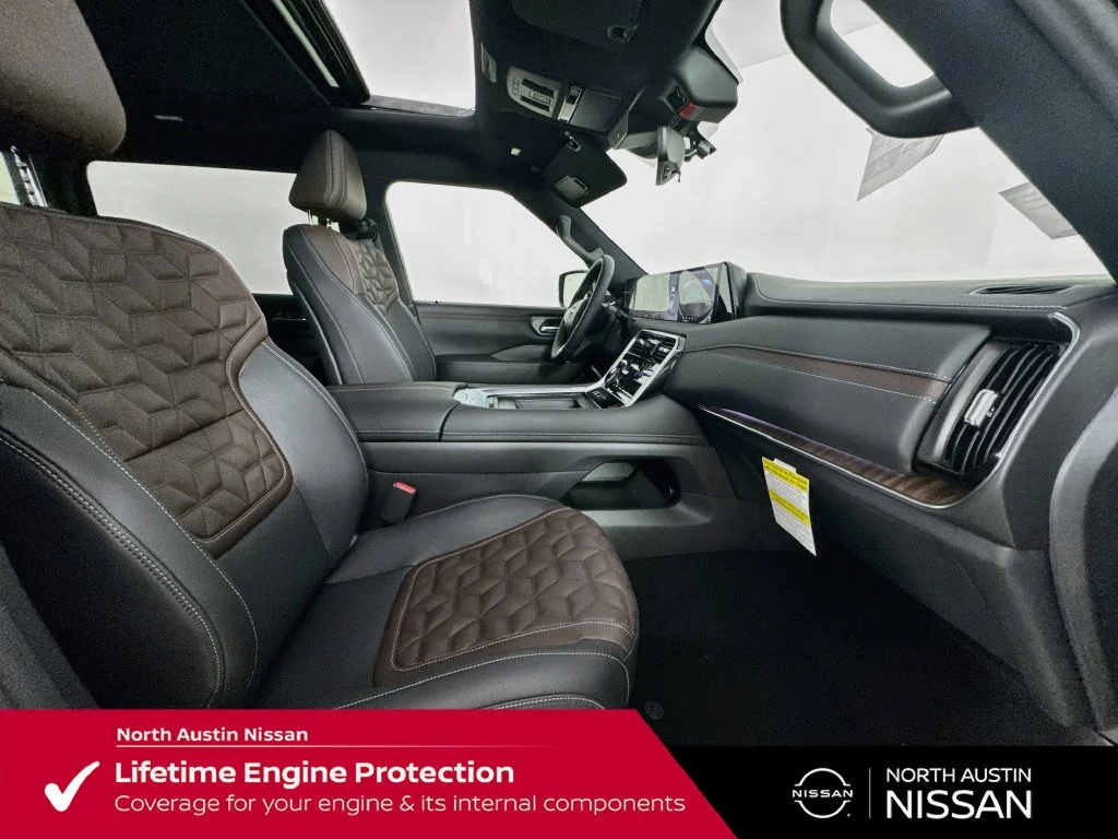 New 2026 Black Nissan Platinum image 38