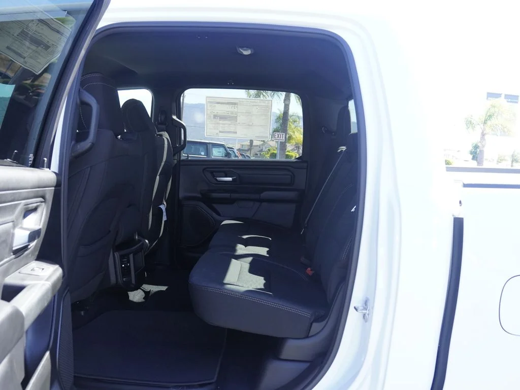 New 2026 Bright White Clear-Coat Exterior Paint RAM Tradesman image 25