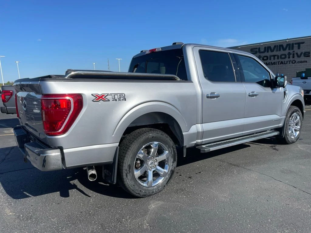Used 2022 Silver Ford XLT image 4