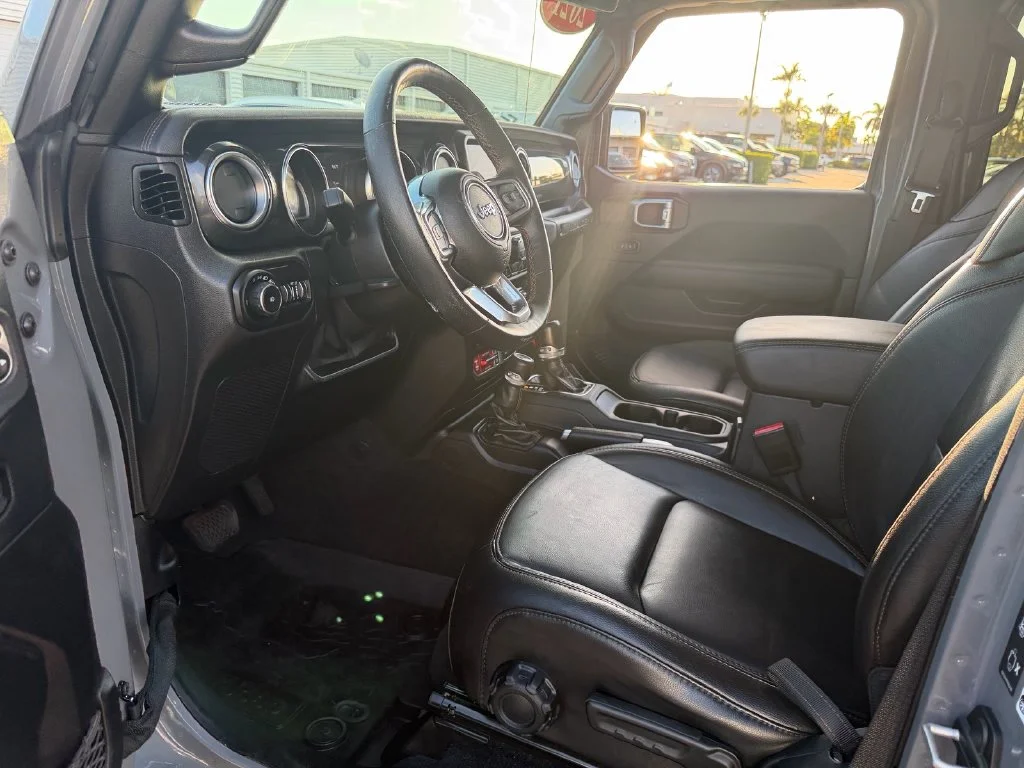 Used 2021 Gray Jeep Unlimited Rubicon 392 image 12
