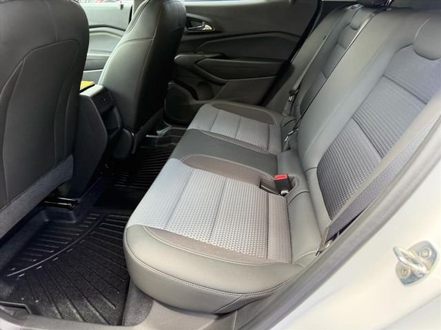 Used 2024 White Chevrolet LT image 10