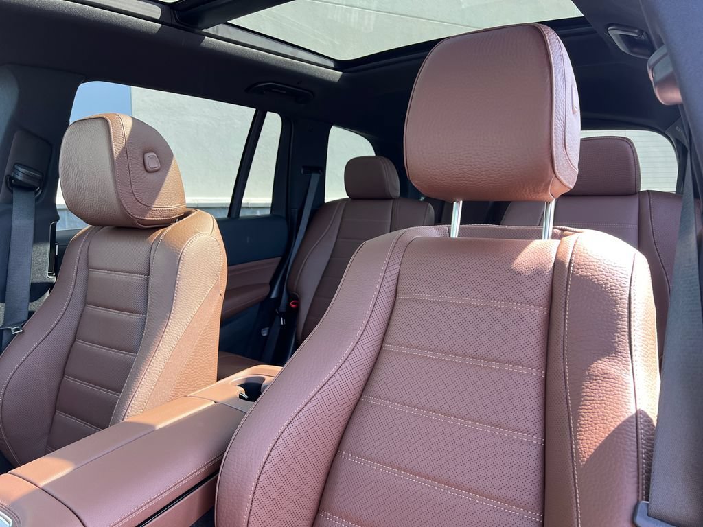 New 2026 Obsidian Black Metallic Mercedes-Benz GLS 450 image 54