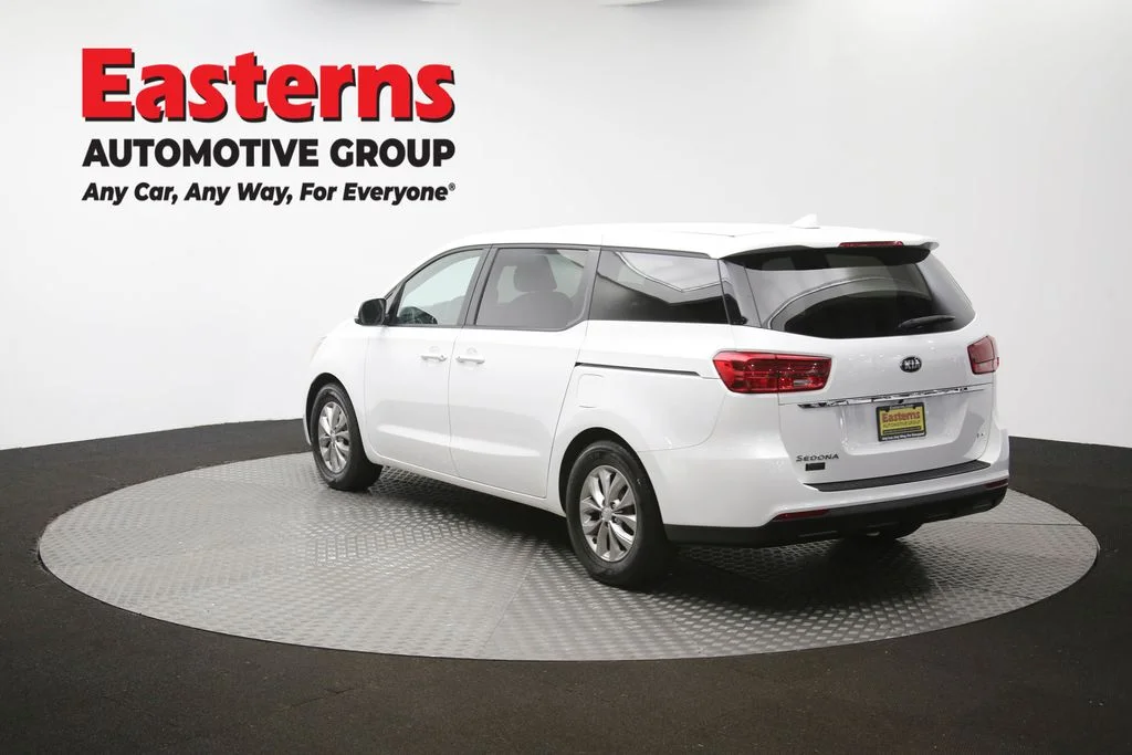 Used 2020 White Kia LX image 64