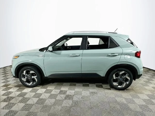 New 2026 Hyundai VENUE SEL
