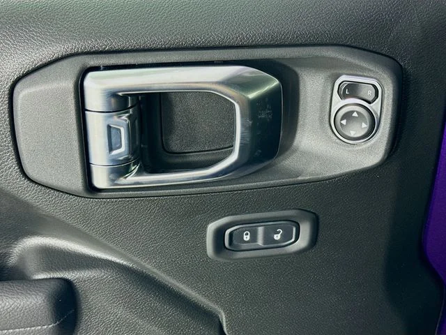 New 2026 Reign Exterior Paint Jeep Sport S image 17