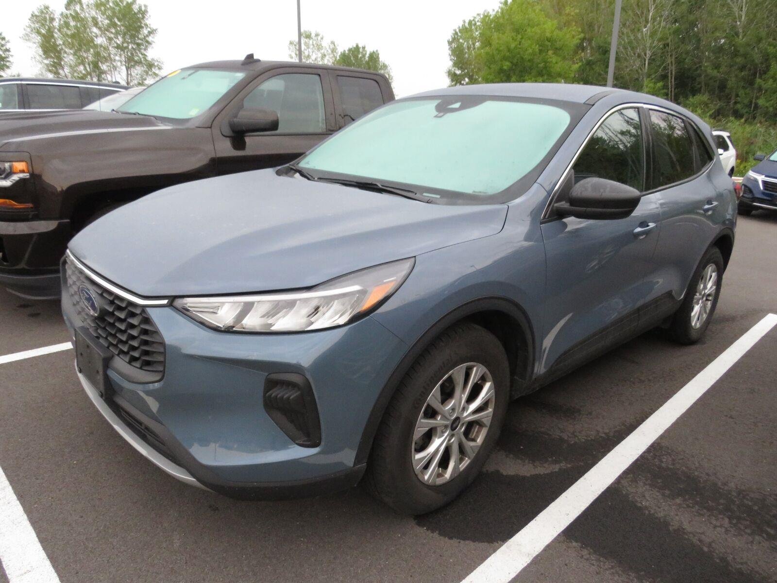 Used 2023 VAPOR BLUE METALLIC FORD TRUCK  image 5