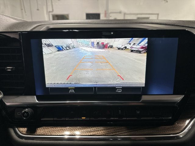 Used 2023 Gray Chevrolet LT image 29