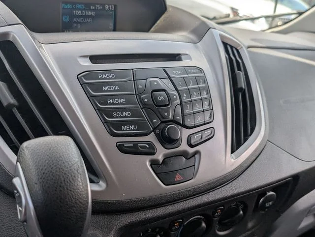 2015 Ford Transit XLT - Photo 16