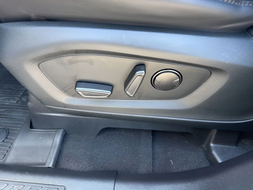 Used 2021 Gray Ford XLT image 10