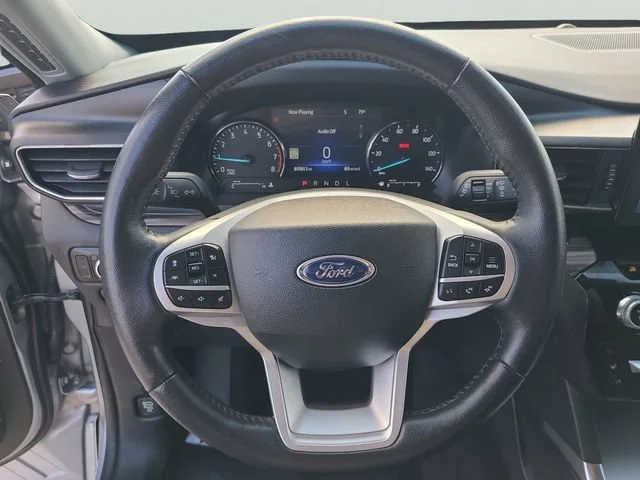 Used 2023 Silver Ford Limited image 22